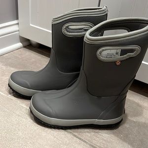 Bogs unisex rain/snow boots size 3 kids/4.5 adults